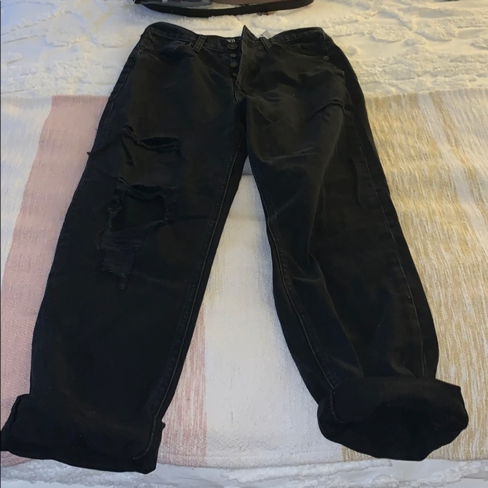 NEVER WORN ZARA Distressed Black Boyfriend Jeans